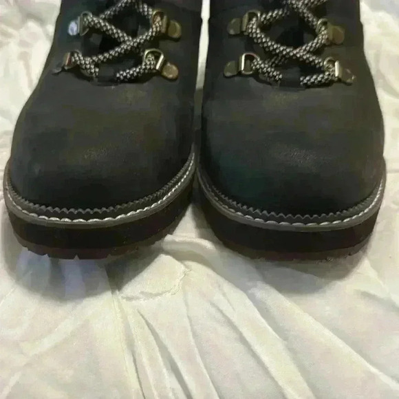 Tom’s Women’s Water Resistant Melrose Wedge in Black Oiled Nubuck Size 10 - Picture 4 of 8